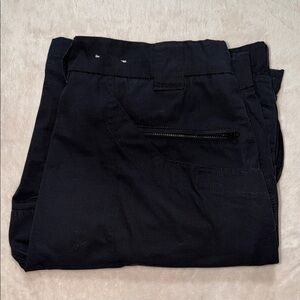 Blackhawk Men’s Size 40 Black Lightweight Tactical Utility Cargo Shorts